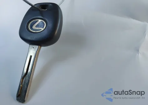 2004 Lexus Rx 330 z USA, uszkodzony, nr VIN 2T2GA31UX4C013232